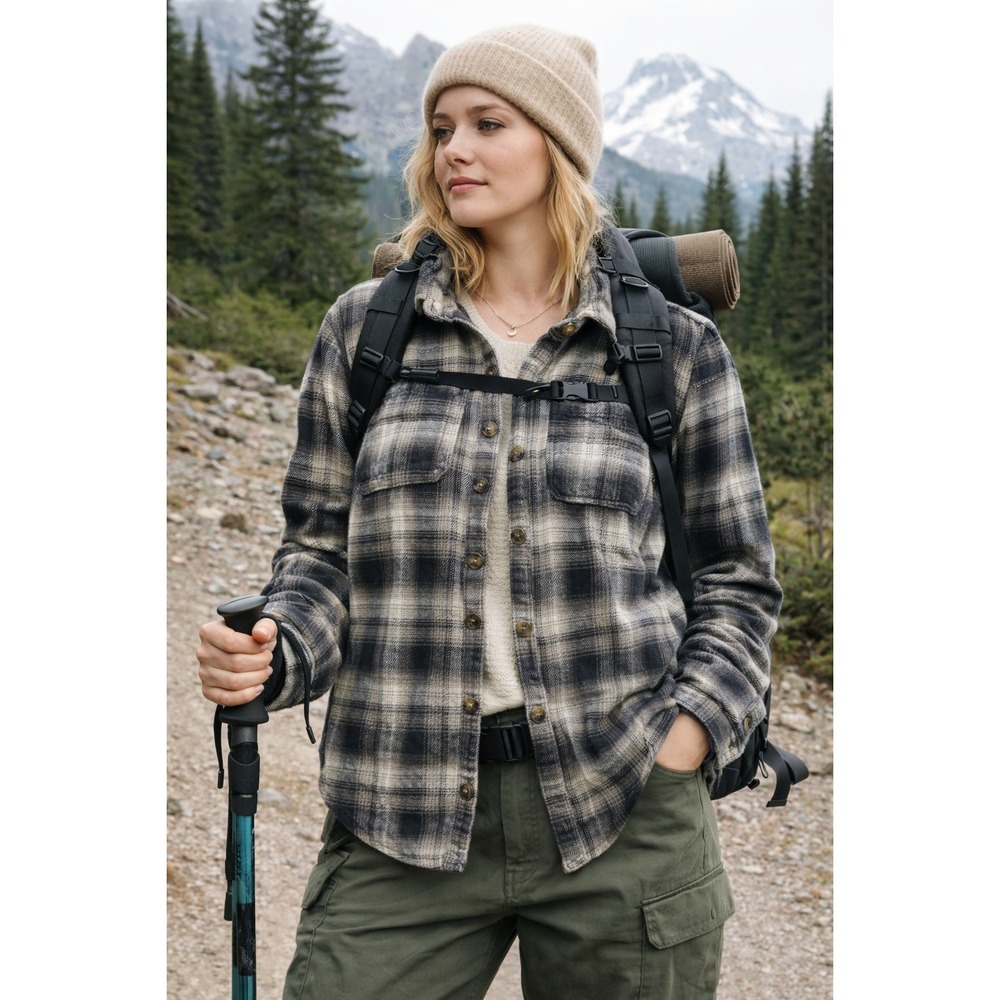 Hollister Black Cream Plaid Flannel shacket style Shirt Women S grunge‎ gorpcore